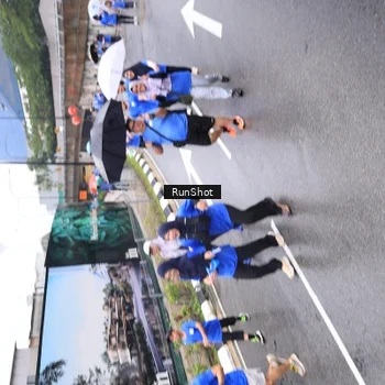 Runner Photo 7948858