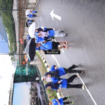 Runner Photo 7948861