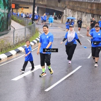 Runner Photo 7948870