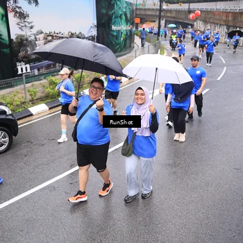 Runner Photo 7948888