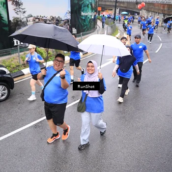 Runner Photo 7948891