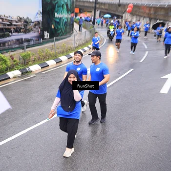 Runner Photo 7948904