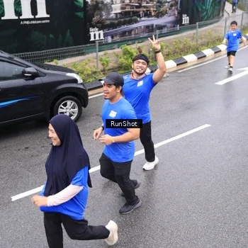 Runner Photo 7948919