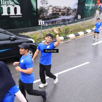 Runner Photo 7948920