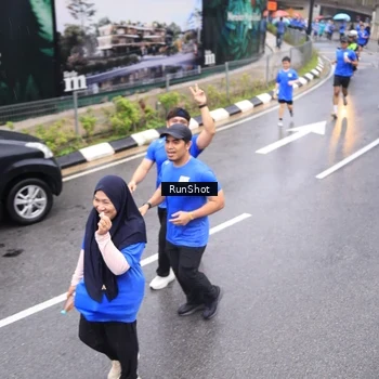 Runner Photo 7948931