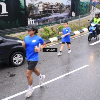 Runner Photo 7948949