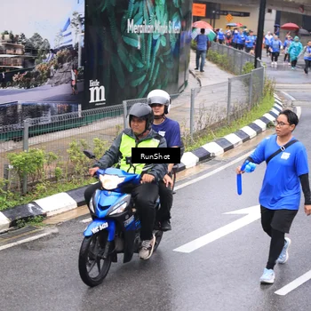 Runner Photo 7948956