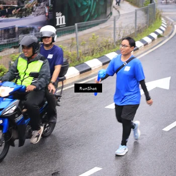 Runner Photo 7948963