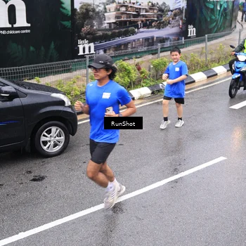 Runner Photo 7948969