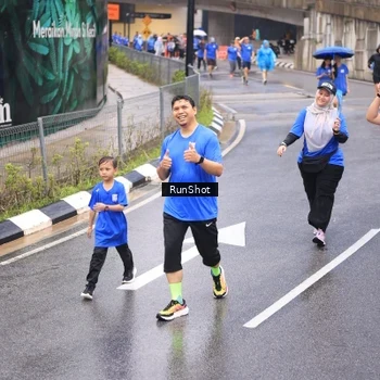 Runner Photo 7948982