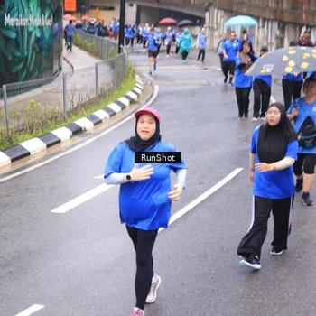 Runner Photo 7949014