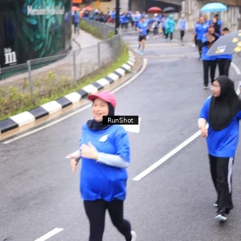 Runner Photo 7949020