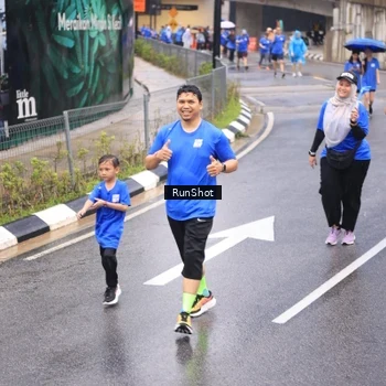 Runner Photo 7949028