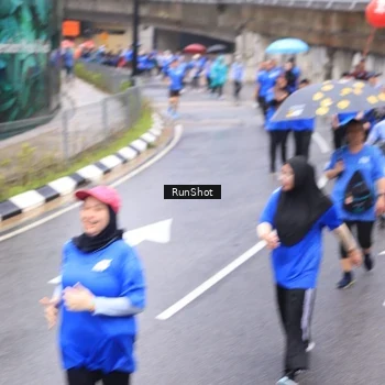 Runner Photo 7949042