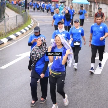 Runner Photo 7949055