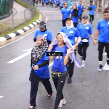 Runner Photo 7949057