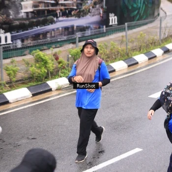 Runner Photo 7949062