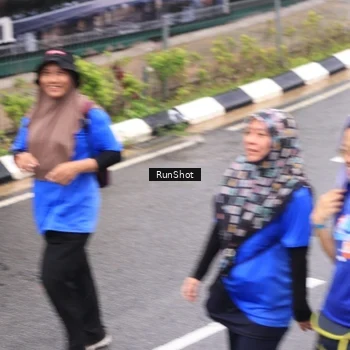 Runner Photo 7949066