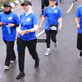 Runner Photo 7949072