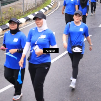 Runner Photo 7949076