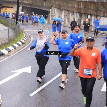 Runner Photo 7949097
