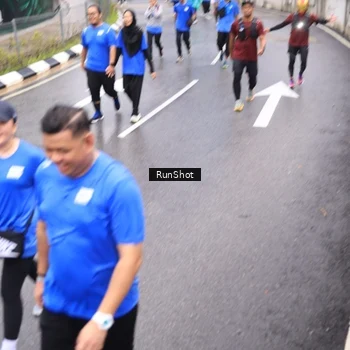 Runner Photo 7949102