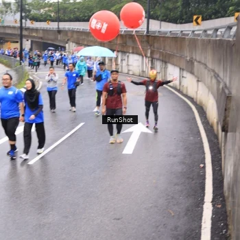 Runner Photo 7949106