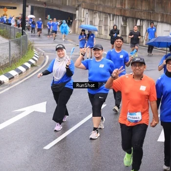 Runner Photo 7949108