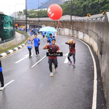 Runner Photo 7949120