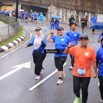 Runner Photo 7949122