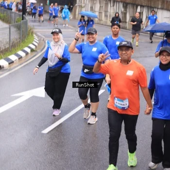 Runner Photo 7949127