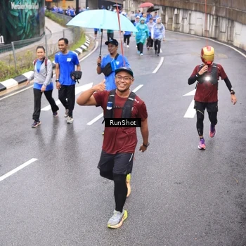 Runner Photo 7949134