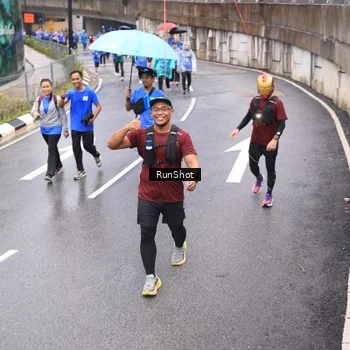 Runner Photo 7949144