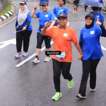 Runner Photo 7949146