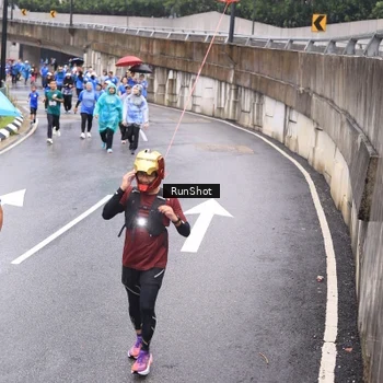 Runner Photo 7949150