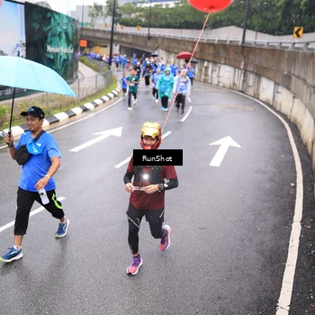 Runner Photo 7949156