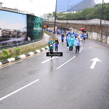 Runner Photo 7949168