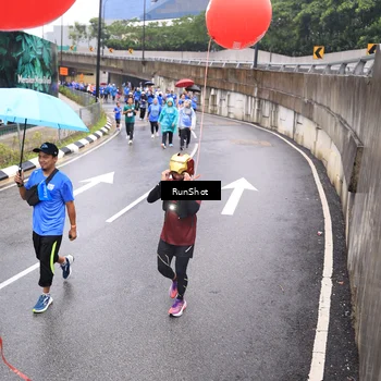 Runner Photo 7949172