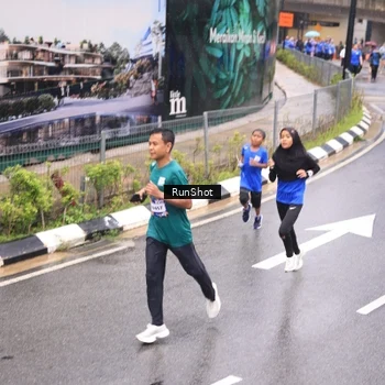 Runner Photo 7949176