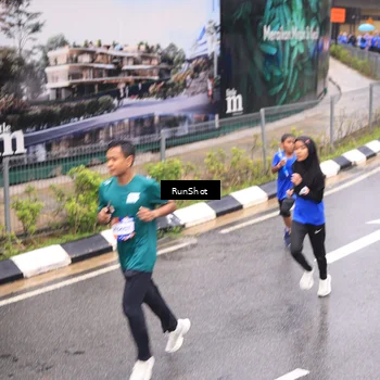 Runner Photo 7949178