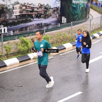 Runner Photo 7949181