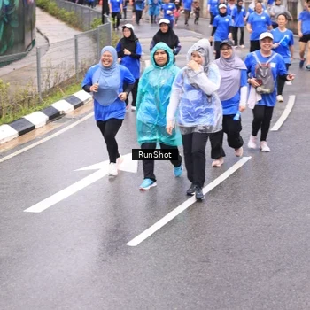 Runner Photo 7949195