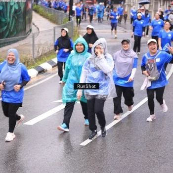 Runner Photo 7949212