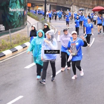 Runner Photo 7949219