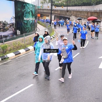Runner Photo 7949229
