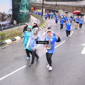 Runner Photo 7949231