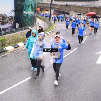 Runner Photo 7949233