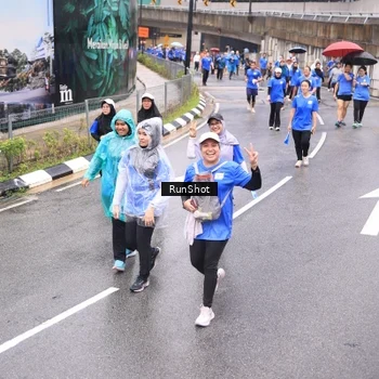 Runner Photo 7949234