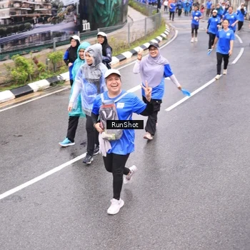 Runner Photo 7949240