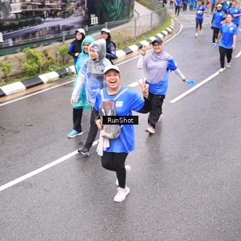 Runner Photo 7949243